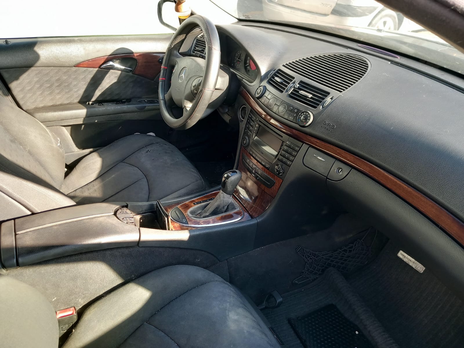 MERCEDES E-200 CDI CLASSIC