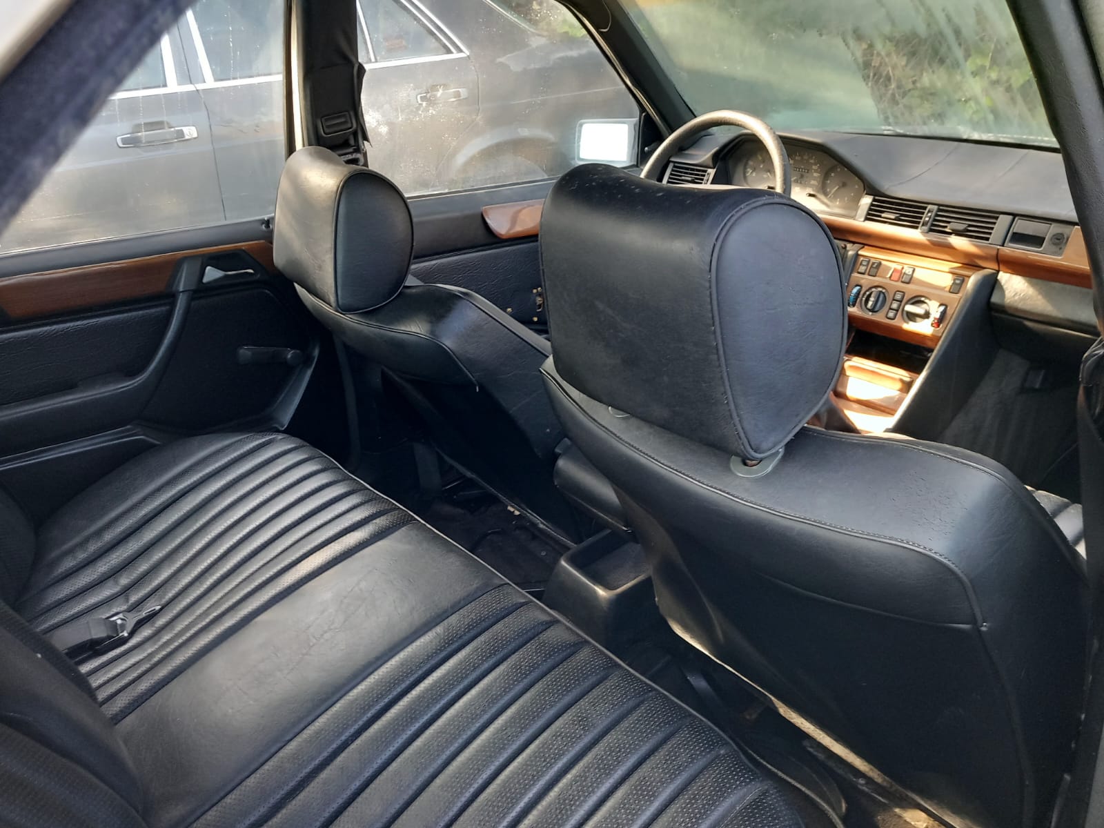 MERCEDES 300D