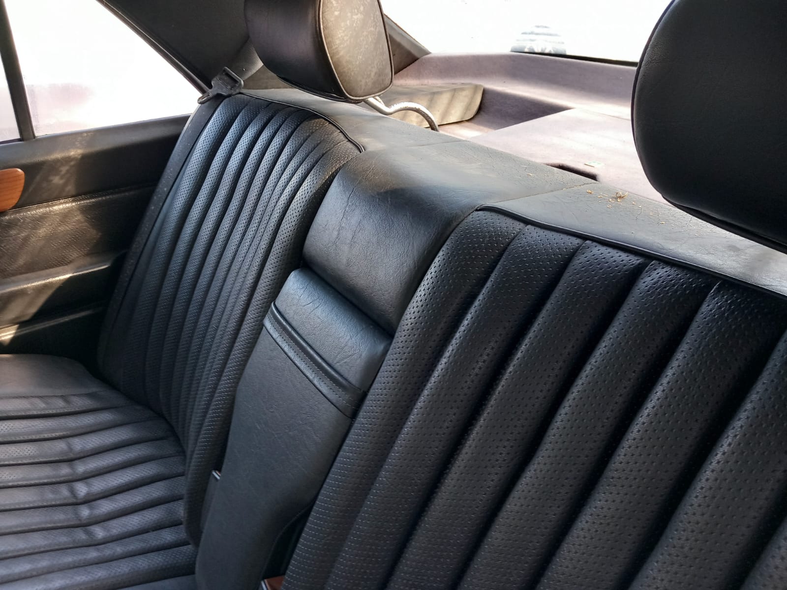 MERCEDES 300D