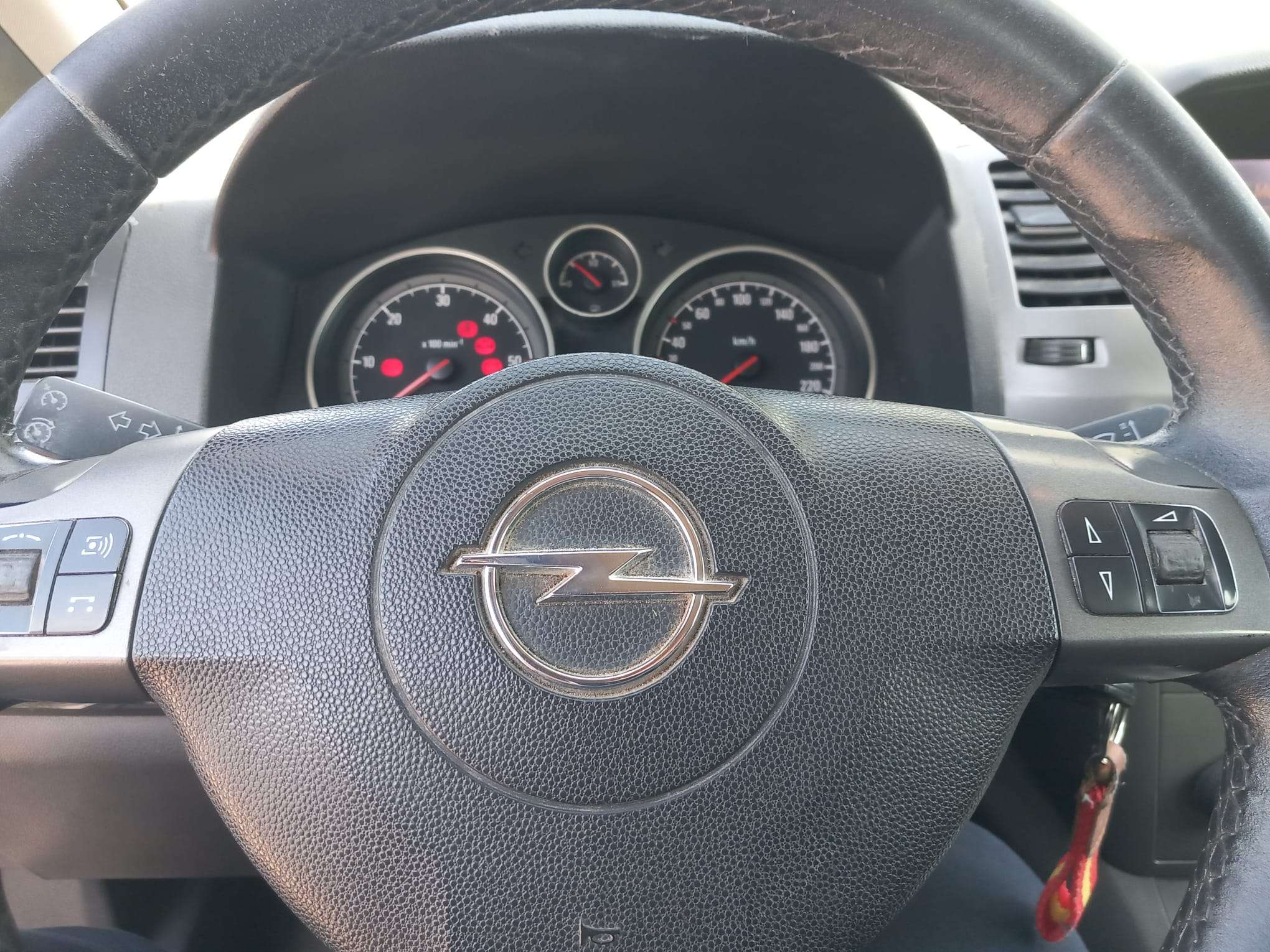 OPEL ZAFIRA 7 PLAZAS CAMBIO AUTOMÁTICO DIESEL